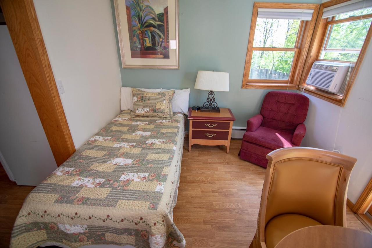 Coachlite Inn Sister Bay Dış mekan fotoğraf