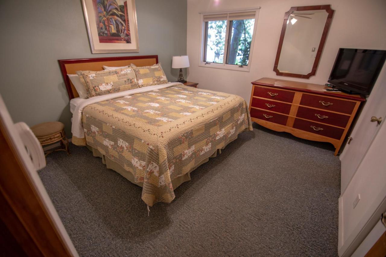 Coachlite Inn Sister Bay Dış mekan fotoğraf