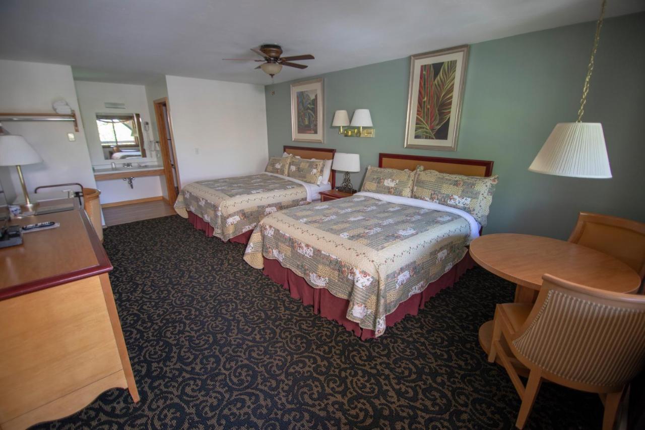 Coachlite Inn Sister Bay Dış mekan fotoğraf