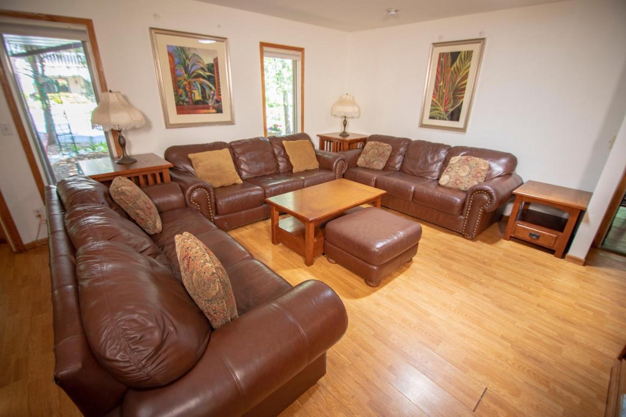 Coachlite Inn Sister Bay Dış mekan fotoğraf